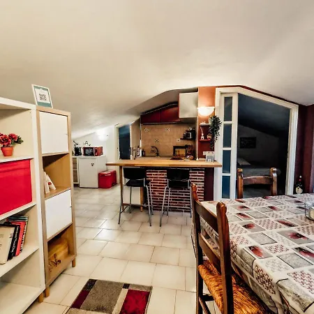 Sunset Flat - Free Parking And A/c Apartmán *